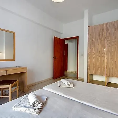 Blue Roses Hotel 3*