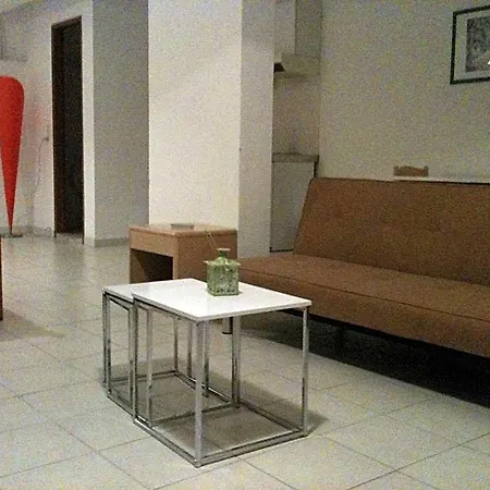 Blue Roses Aparthotel 3*